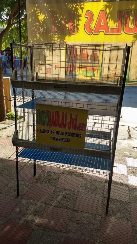 JAULAS PARA GALLINA MODULO VERTICAL PARA 12 AVES