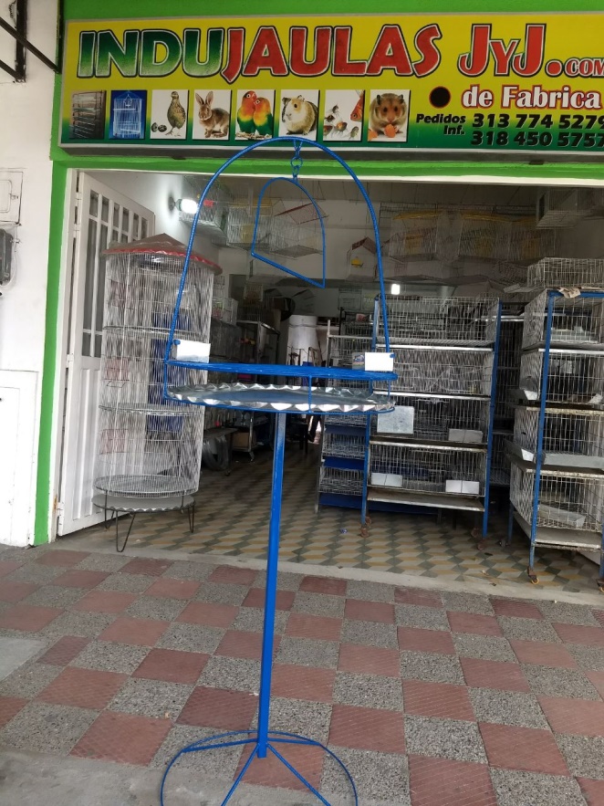 PEDESTALES PARA LOROS