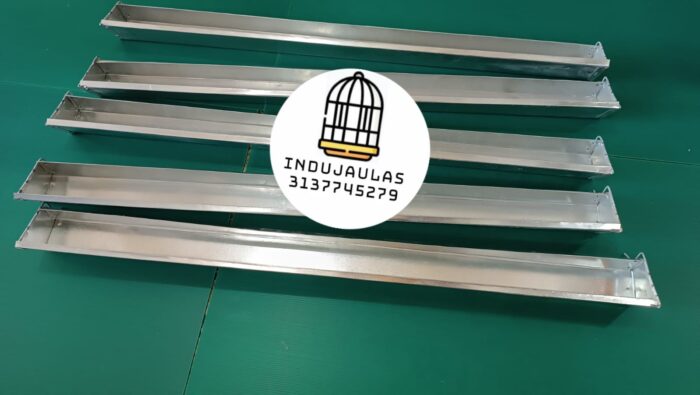 ACCESORIOS PARA JAULAS DE CODORNIZ