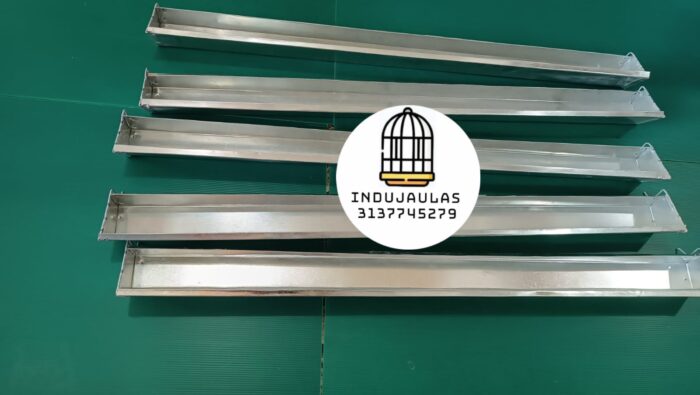 ACCESORIOS PARA JAULAS DE CODORNIZ