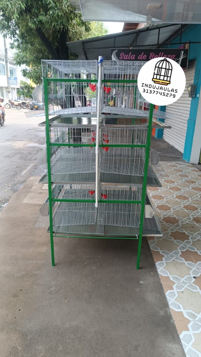 JAULA PARA GALLINA MODULO VERTICAL PARA 54 AVES